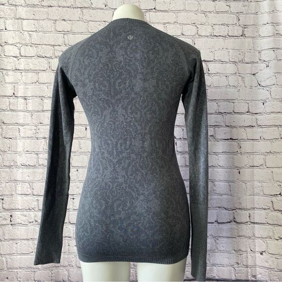 Lululemon Run Swiftly Tech Long Sleeve Lace size 6 gray - Picture 2 of 6